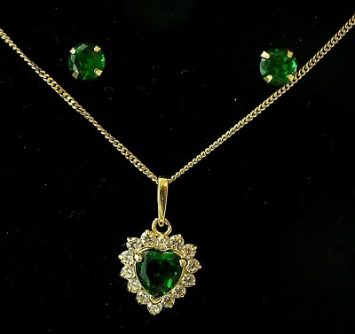 333 Gelbgold SET 8 K Kette Anhaenger Ohrstecker Gold HERZ Zirkonia smaragd