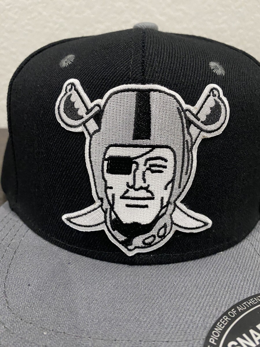 RAIDERS Las Vegas Oakland Los Angeles Classic Logo Black & Gray