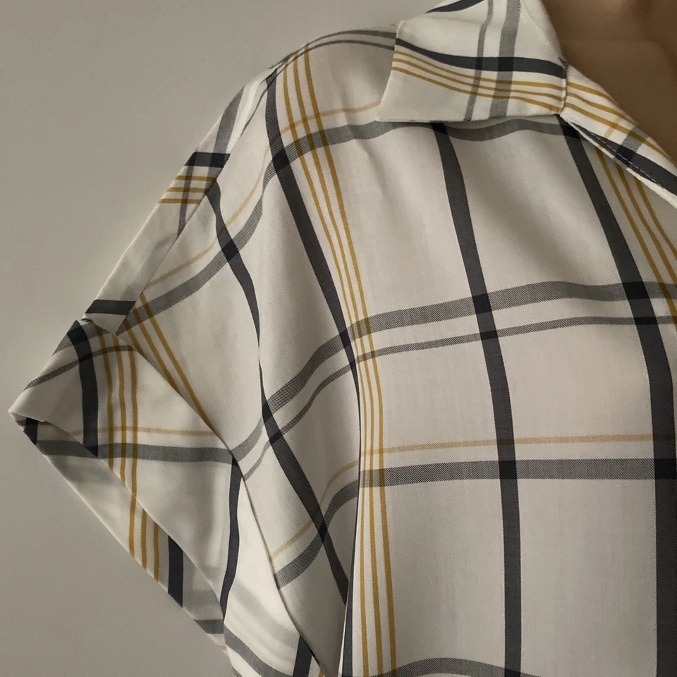 JIGSAW Blouse Sz 16 Button Up Plaid Short Sleeved Shirt Top Women - Image 4 of 4