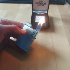 Accendino Anni 60 Ronson Varaflame Butano Funzionante Cromato-Come Nuovo