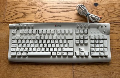 Vintage PC Tastatur Tiny Model KB-9805 - PS/2 Anschluss 90er Jahre