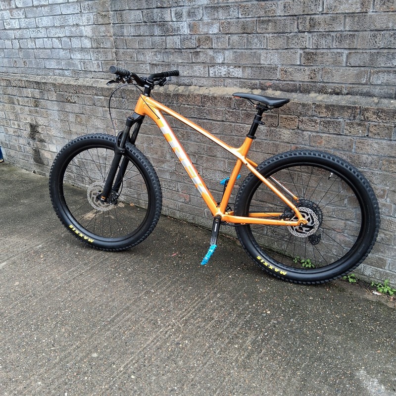 Trek Roscoe 7 27.5+ Cross Country Trail Bike Size M/L Alpha Gold Aluminium