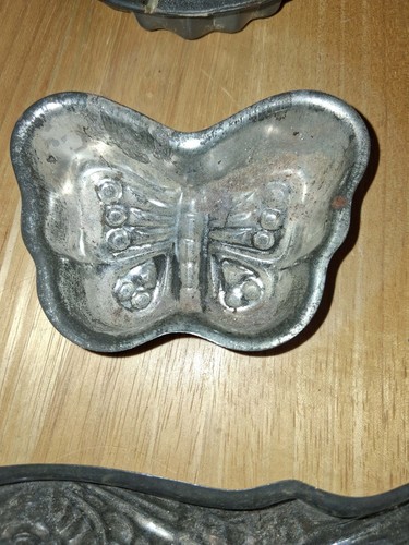 Vintage Jell-O Baking Mini Aluminum Metal Fluted Molds, 3" - Picture 11 of 16