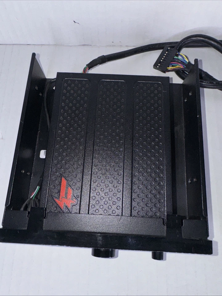 TESTED Sound Blaster X-Fi Titanium Fatality Champion PCIe SB0886 & SB1110 - Image 3 of 4