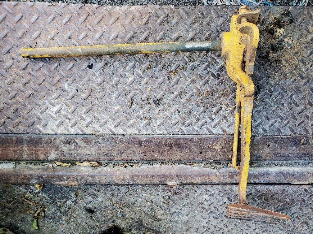 Ford 335 Industrial Tractor Foot Pedal Assembly