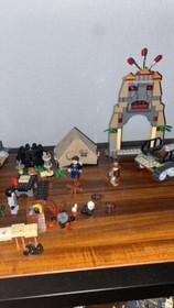 LEGO Indiana Jones: Temple of the Crystal Skull (7627)100% Complete Extra Pieces