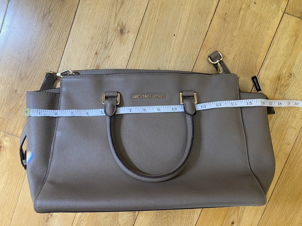 Michael Kors taupe saffiano leather large bag - Image 2 of 4