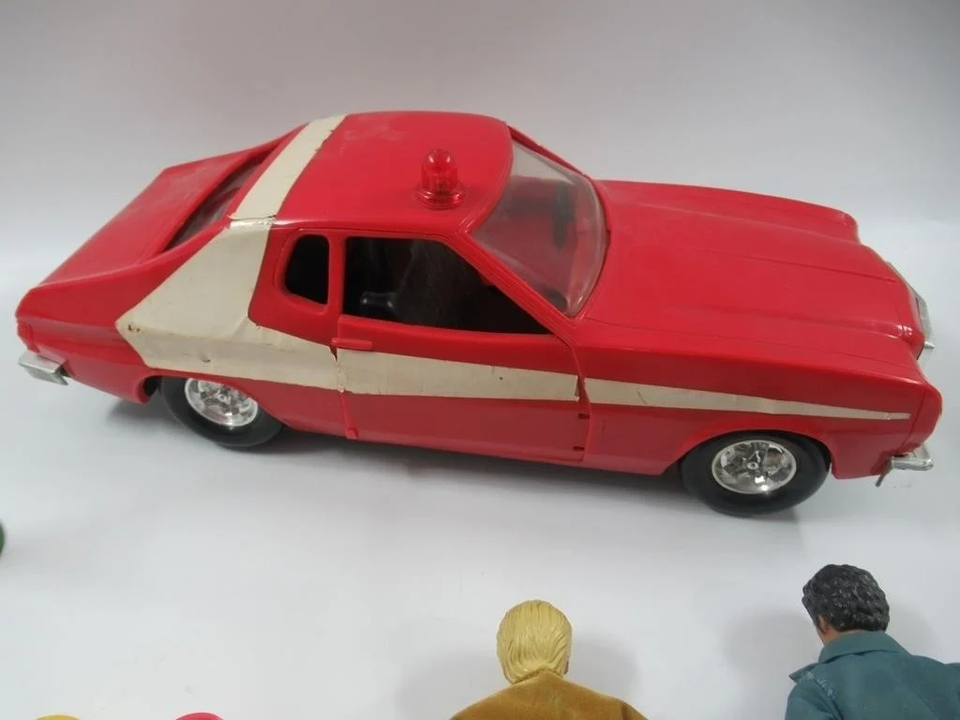Starsky and Hutch Vintage MEGO Figures Car Twist out action 1976