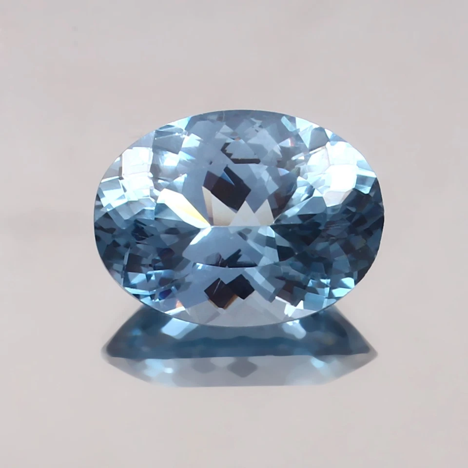 AAA Fine Natural Flawless Brazilian Aquamarine Loose Oval Gemstone Cut 18x13 MM - Image 2 of 4