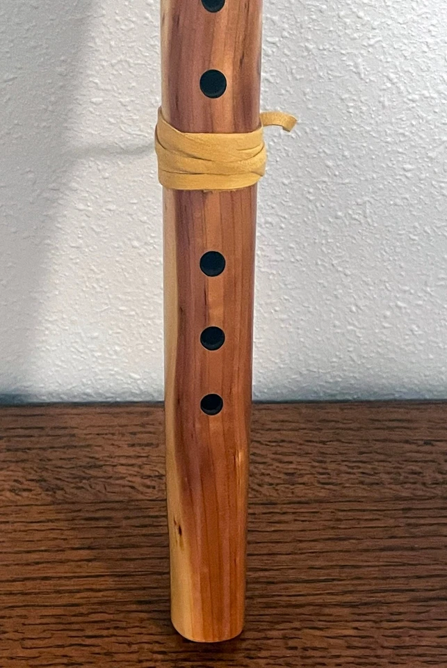 Flauta de cedro estilo nativo americano Windpony - Llave de G - Flauta de madera artesanal Foto 4 de 4