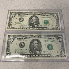 LOT OF 2 Old Design $5 Dollar Bill Series 1988A Old US Paper Currency