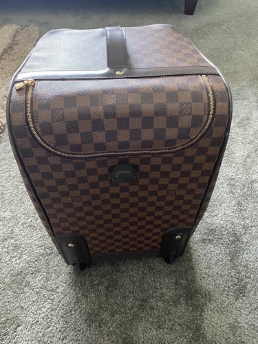 Louis Vuitton Duffle Carry On Luggage 