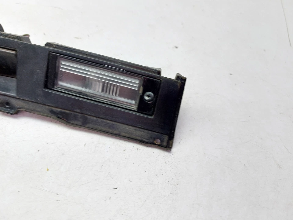 HYUNDAI TUCSON MK3 2016 REAR NUMBER LICENSE PLATE LIGHT ASSEMBLY 92501-D3000 - Image 3 of 4