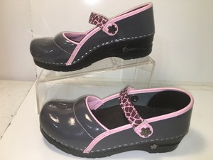 KOI By Sanita Women's Gray/Pink Leopard Print Mary Jane Clogs - Size 38/US 8 | eBay