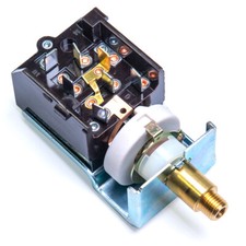 Interruttore luce light switch Jeep CJ CJ5 CJ7 anno 76-86