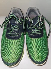 Kids size 4 foot joy golf shoes