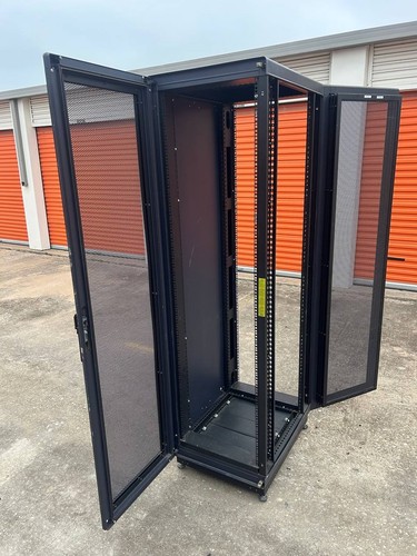Dell RML 42U Server Rack Cabinet Mesh Enclosure No Keys Freight Only