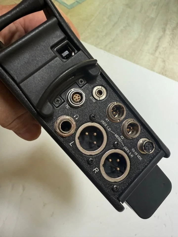 Sound Devices 633 Mezclador/Grabador de Documentales/Noticias + extras Foto 4 de 4