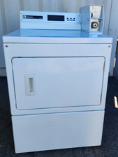 MAYTAG COIN OPERATED FRONT LOAD GAS DRYER MODEL MDG17PDAWW1 SN: M04603859 REF 