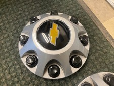 2011-2024 Chevy Silverodo 2500 And 3500 Hubcaps Front