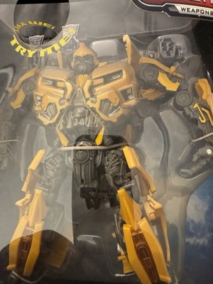 Hasbro Transformers Bumblebee Leader Class Mechtech Action Figure Lights