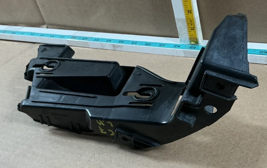 2006-2009 Volkswagen Golf Rear Left Bumper Guide Support Bracket 1K6807393 OEM - Image 2 of 4