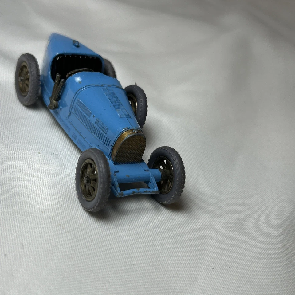 MATCHBOX MODELS OF YESTERYEAR Y-6 RARE 1926 BLUE TYPE 35 BUGATTI GREY TYRES - Image 2 of 4