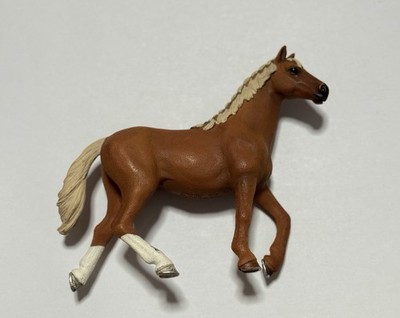Schleich Farm Bauernhof Tiere  Pferde zur Auswahl  Sattel Hindernis Reiterin