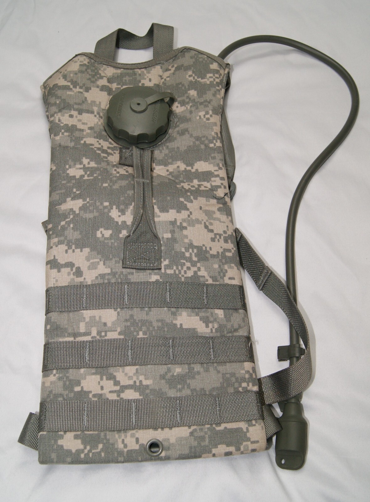 molle ii hydramax hydration system backpack 100 oz 3 liter lightweight camo