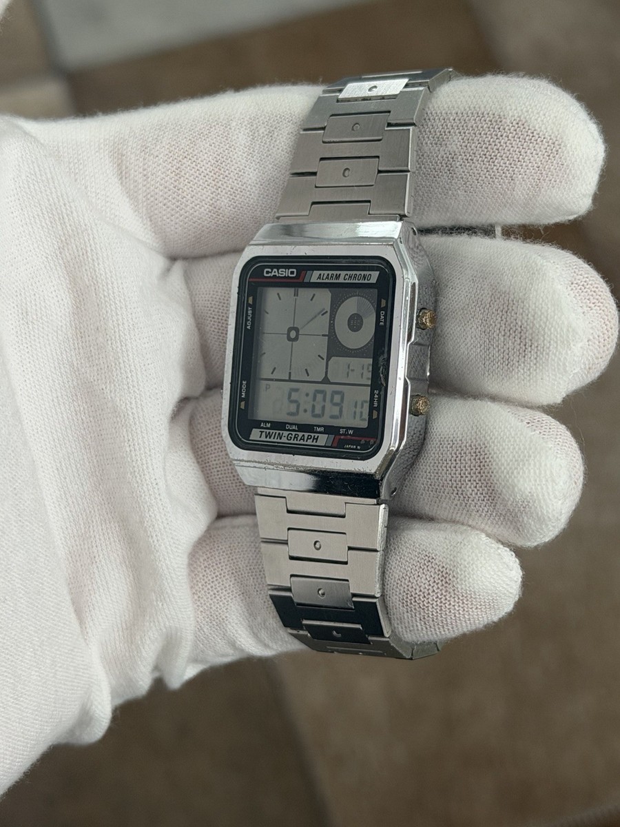Rare Vintage Casio Twin Graph AE-200 Men's Digital Sports Watch