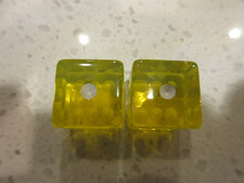 19mm Casino Gaming Game Dice Pair YELLOW FREE Las Vegas Poker Chip