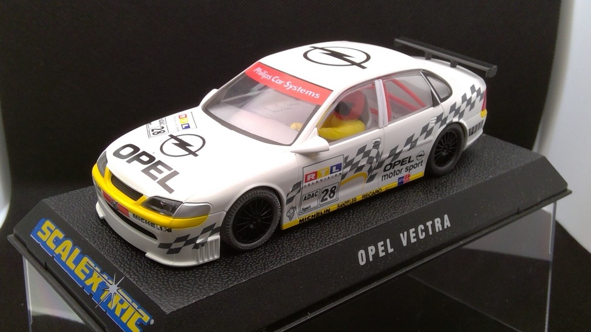 OPEL  VECTRAスロットカー1/32 SCALEXTRIC 1/32 SLOT CAR C2085 Opel Vectra Opel Motorsport