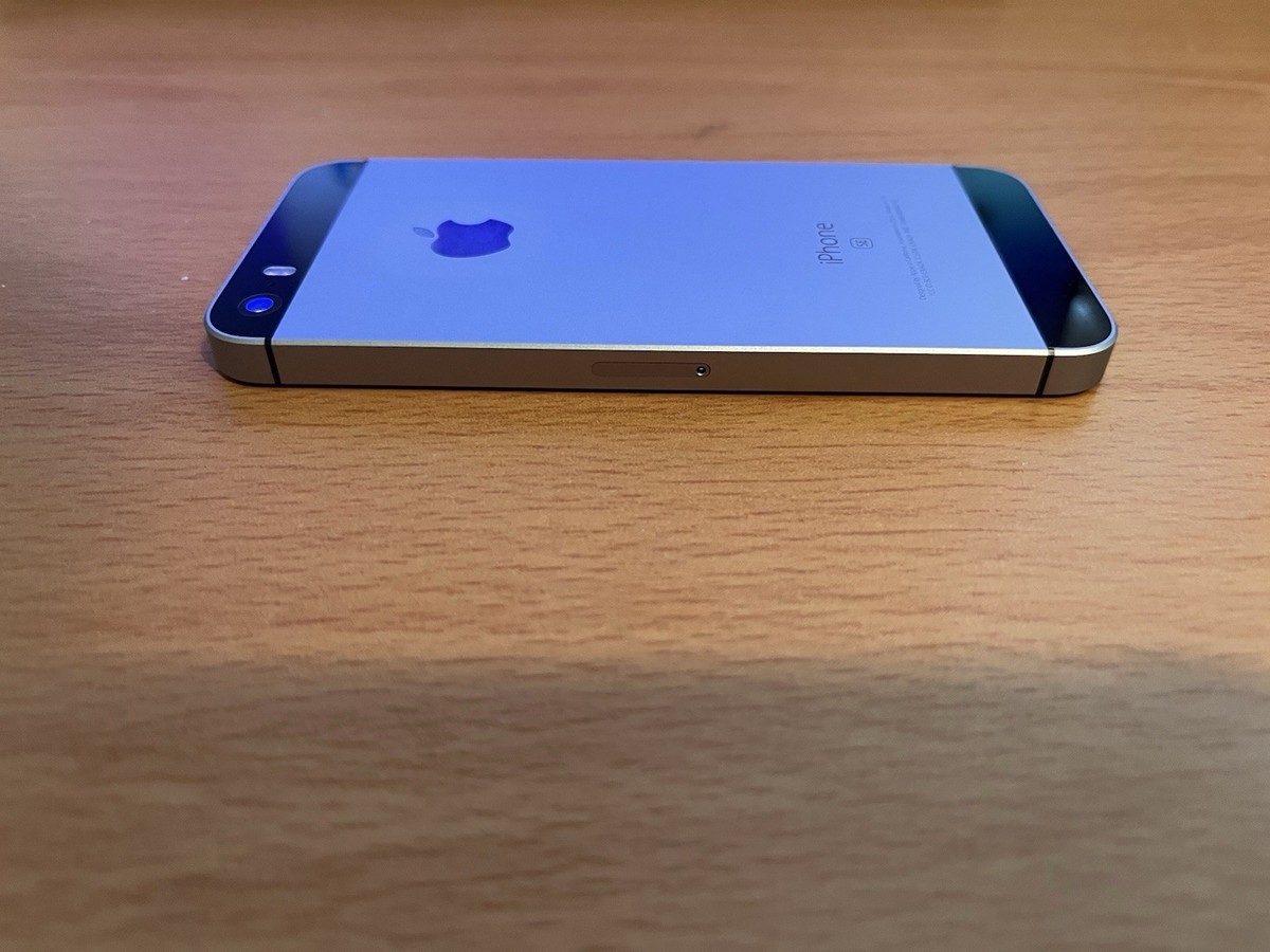 Buy Apple iPhone SE - 32 GB - Space Gray (Unlocked) (CA) online | eBay