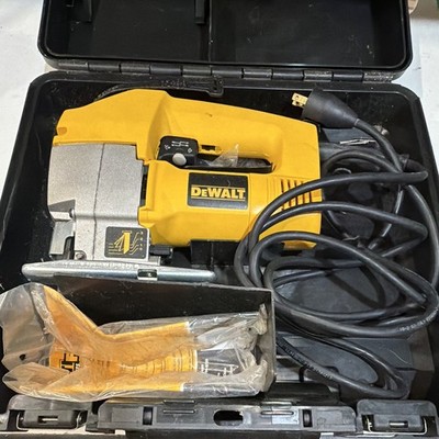 DEWALT DW318 120V Corded Variable Speed Orbital Jigsaw w/ Case, 45° Bevel