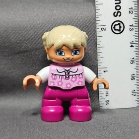 Lego DUPLO Girl Toddler Figure Pink Flower Shirt Pants Blonde Hair