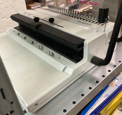 RENZ Eco S Profi Drahtbindemaschine 2:1 Wire-O + XXL Zubehör Set (625 Teile)