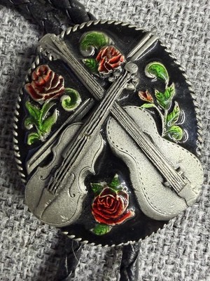 Vintage Siskiyou  Music & Roses  1988 USA Silver Pewter Western Bolo Tie