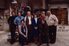 Larry Hankin Larry Joshua Lou Jacobi Cindy Williams Julie Payn- 1985 Old Photo 2