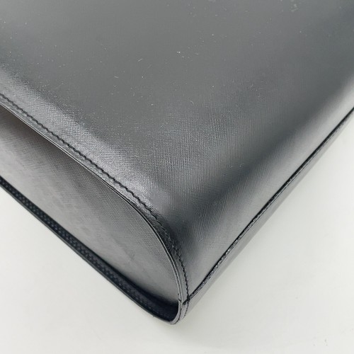 Authentic Burberry Leather Black One Shoulder Bag i020278 - Picture 13 of 18