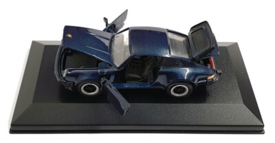 1/43 Dealer Edition 2024 Porsche 911 (992.2) Carrera Coupé (Lugano Blue) Car Model
