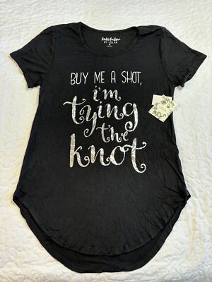 Bridal boutique by LDLA Black By Me A Shot I m Tying The Knot Shirt size medium