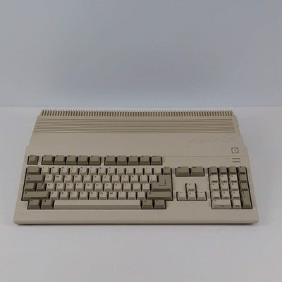 Broken Commodore Amiga 500 Vintage Computer A500 Bad CPU