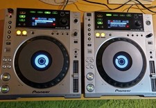 **** 2 x Pioneer DJ CDJ-850