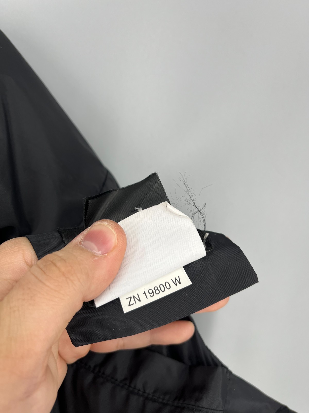 Helly Hansen Reversible Down Puffer Jacket Black … - image 8