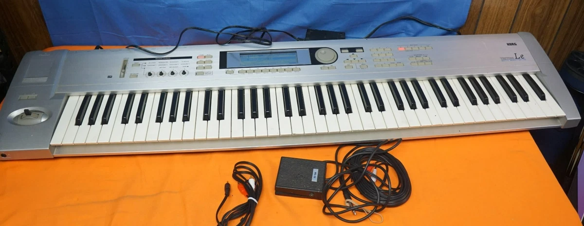 KORG TRITON Leシンセサイザー　ジャンク品 KORG TRITON Leシンセサイザー ジャンク品