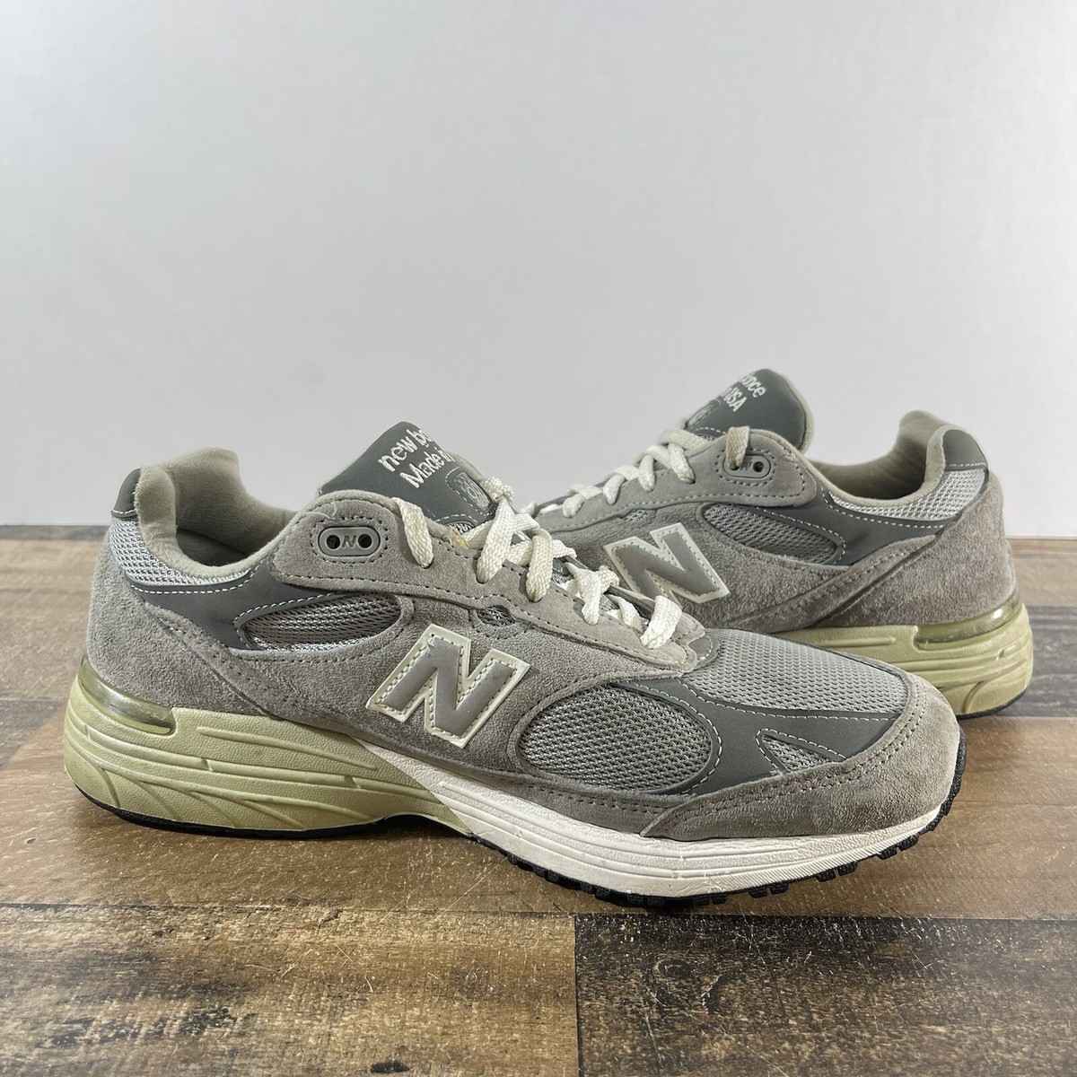 New Balance 993 Made In USA Size 8.5 Mens 4E Wide Grey White New Balance 993 Made In USA Size 8.5 Mens 4E Wide Grey White