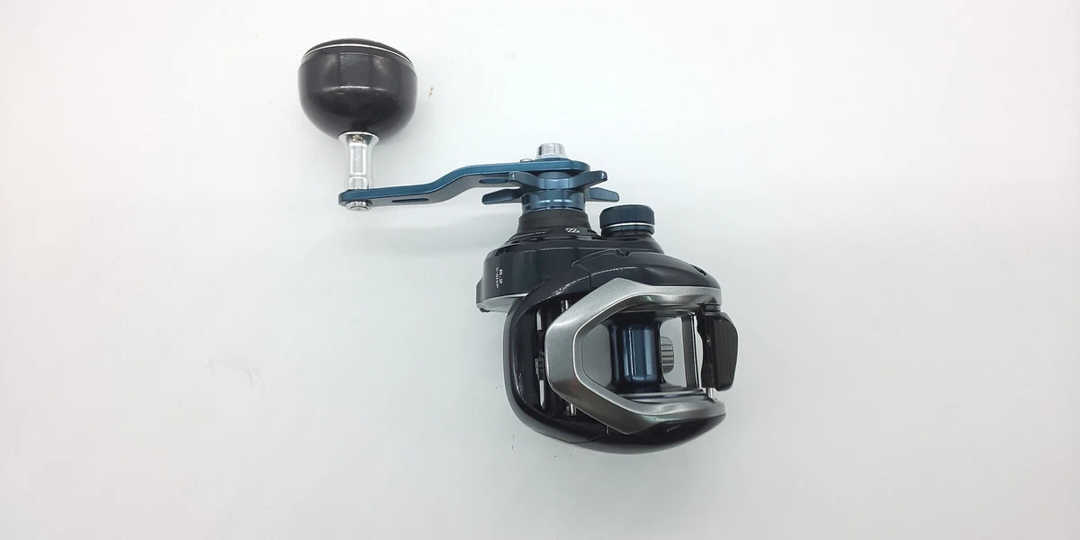 Shimano bait reel 17 Grappler 300 HG right handle