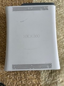 Microsoft Xbox 360 Original White Console with Two Controllers and all Cables