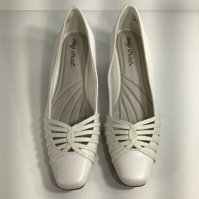 Woman s Easy Street Slip On Heels Pumps White Size 8.5M