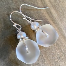 Min Favorit Frost Clear Sea Glass, Freshwater Pearl  Silver Pl Drop Earrings